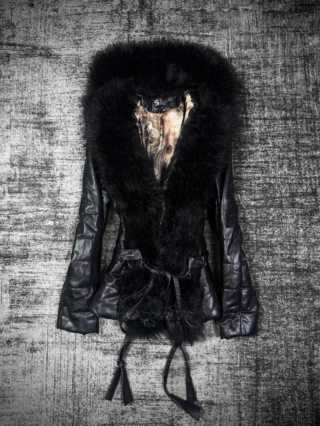 021026BAD2WEAR