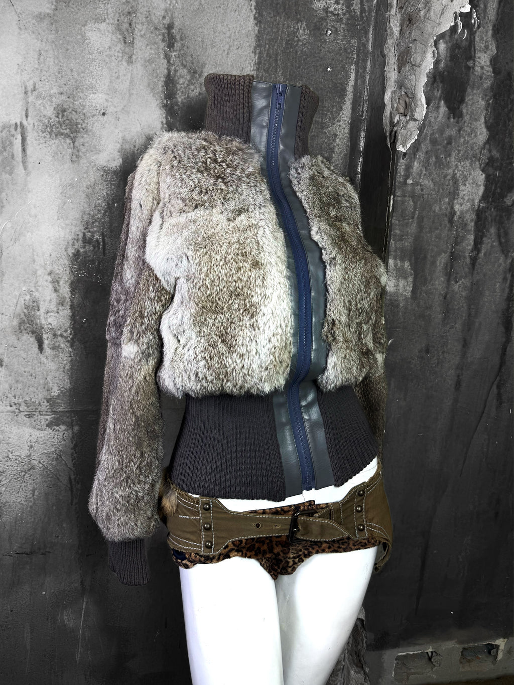 051026BAD2WEAR
