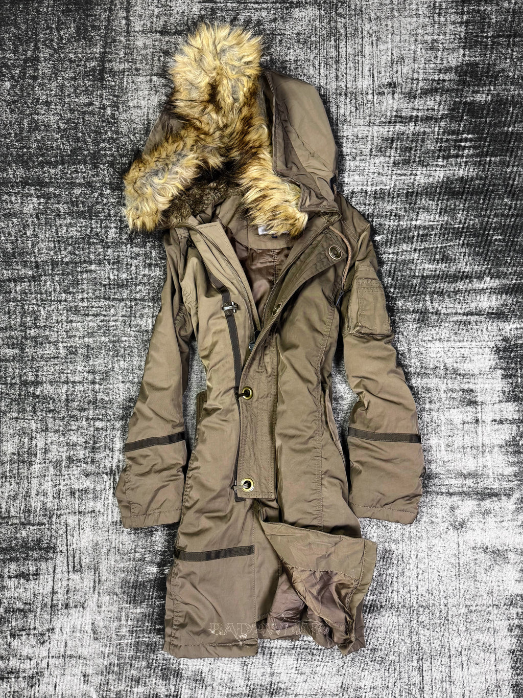 101026BAD2WEAR