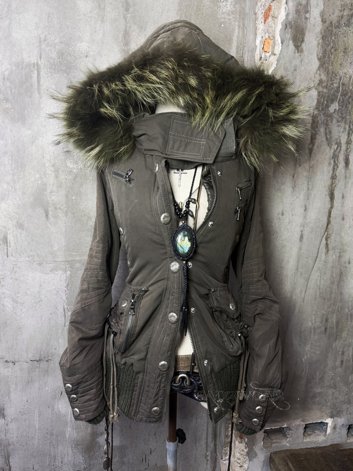 351026BAD2WEAR