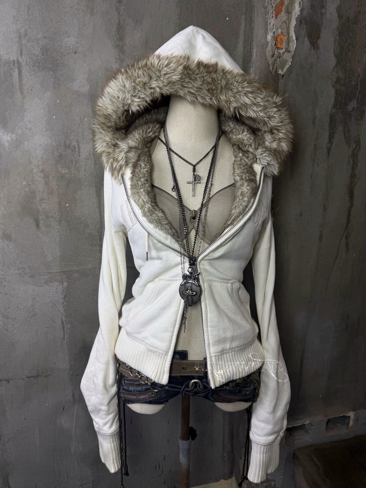 451026BAD2WEAR