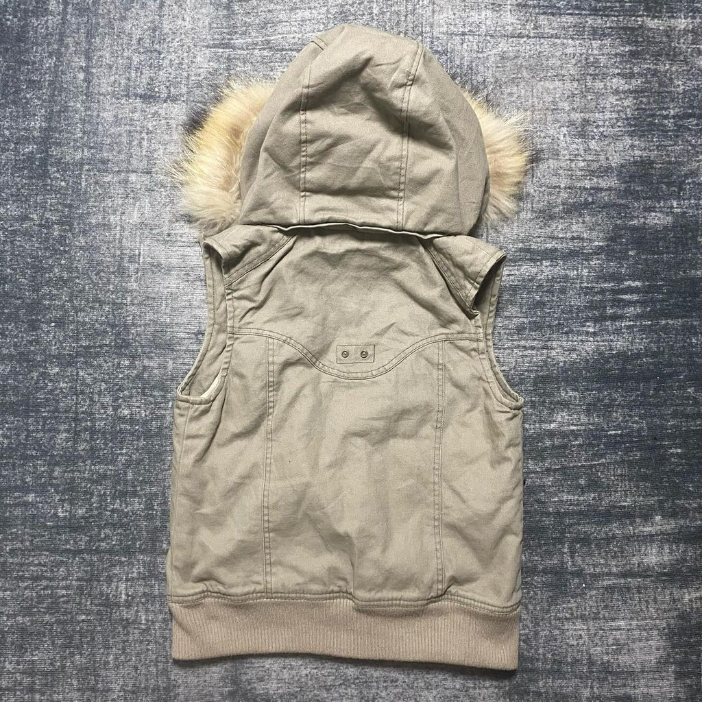 FUR VEST