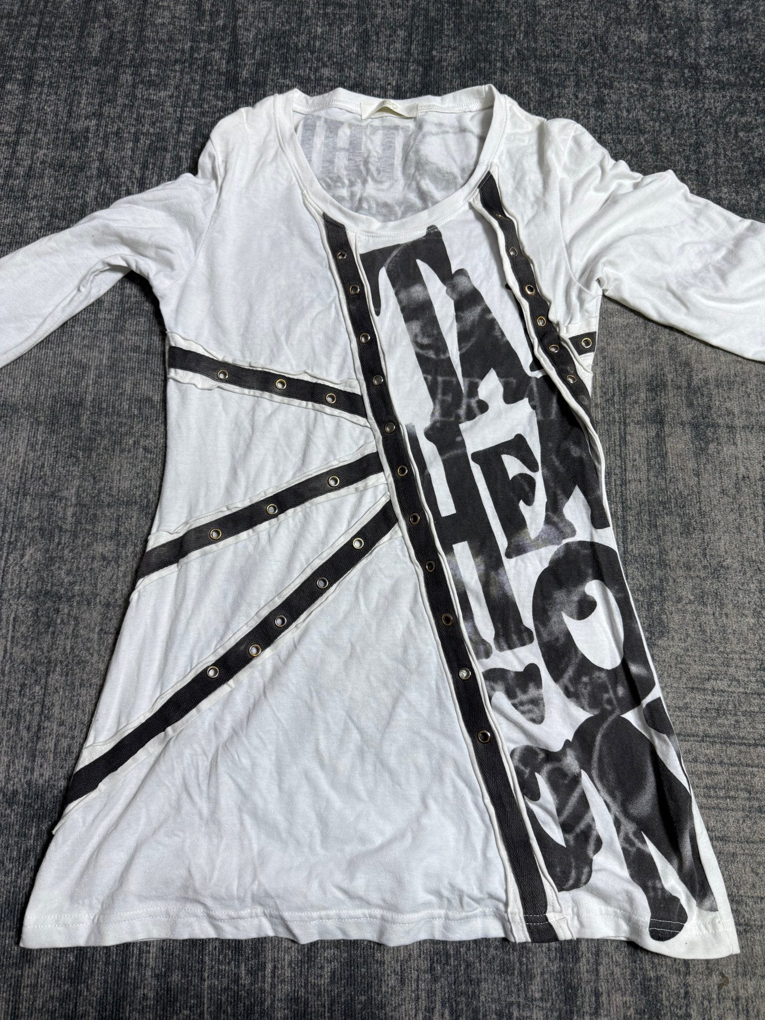 B2V - 109 SHIRT༒ vintage streetwear thrift y2k clothing by B2V_BAD2WEAR