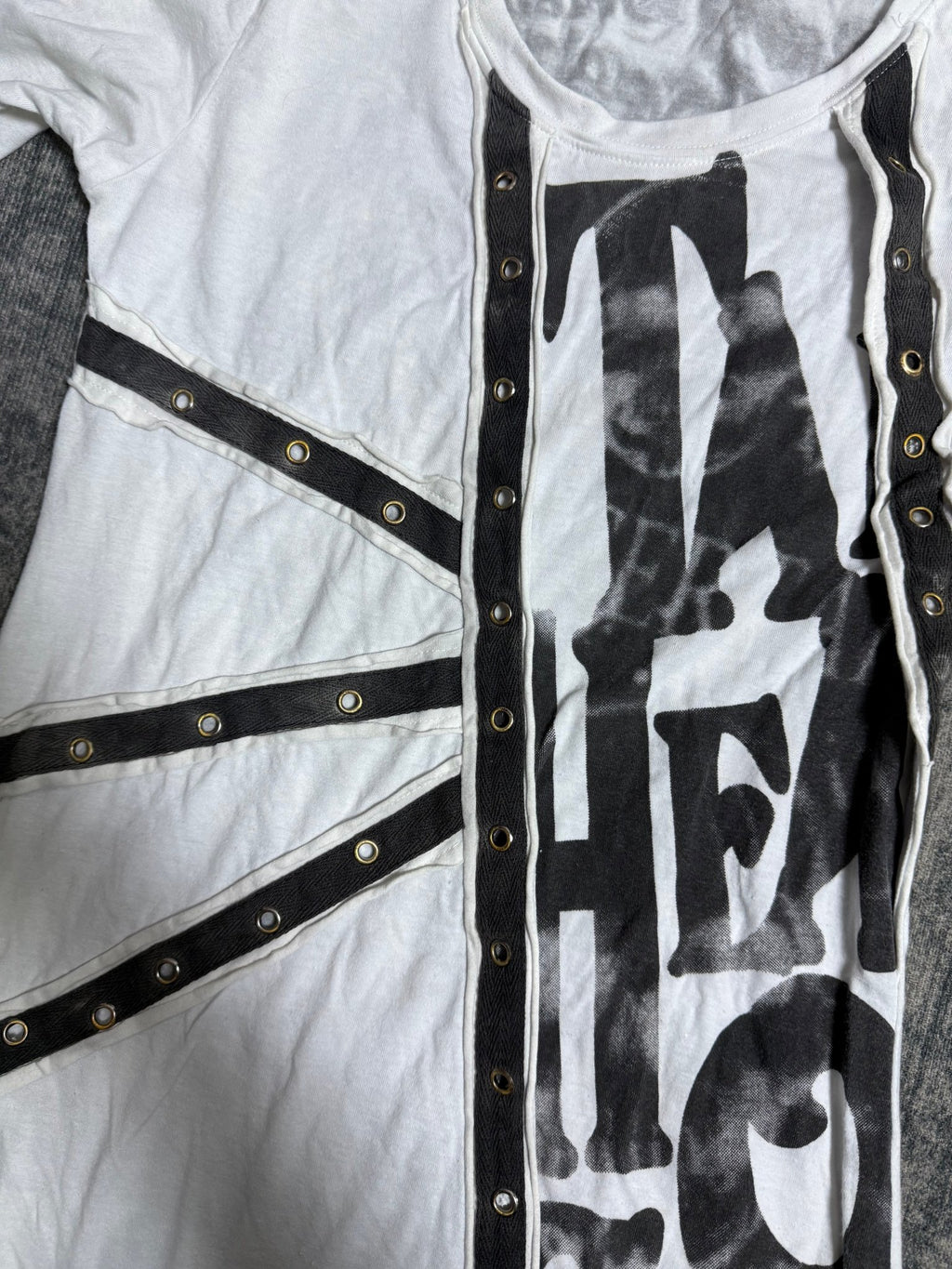 B2V - 109 SHIRT༒ vintage streetwear thrift y2k clothing by B2V_BAD2WEAR
