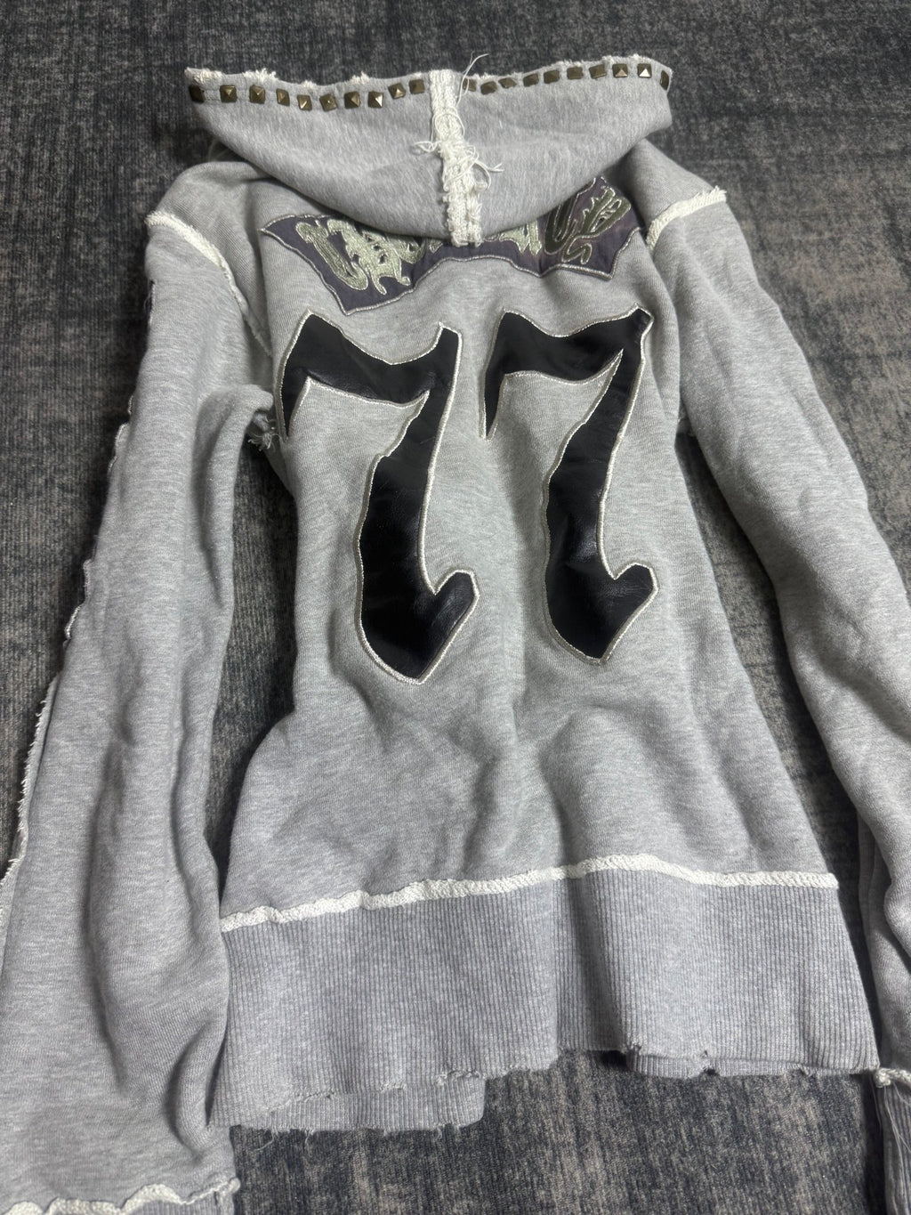B2V - 77 HOODIE ༒ vintage streetwear thrift y2k clothing by B2V_BAD2WEAR