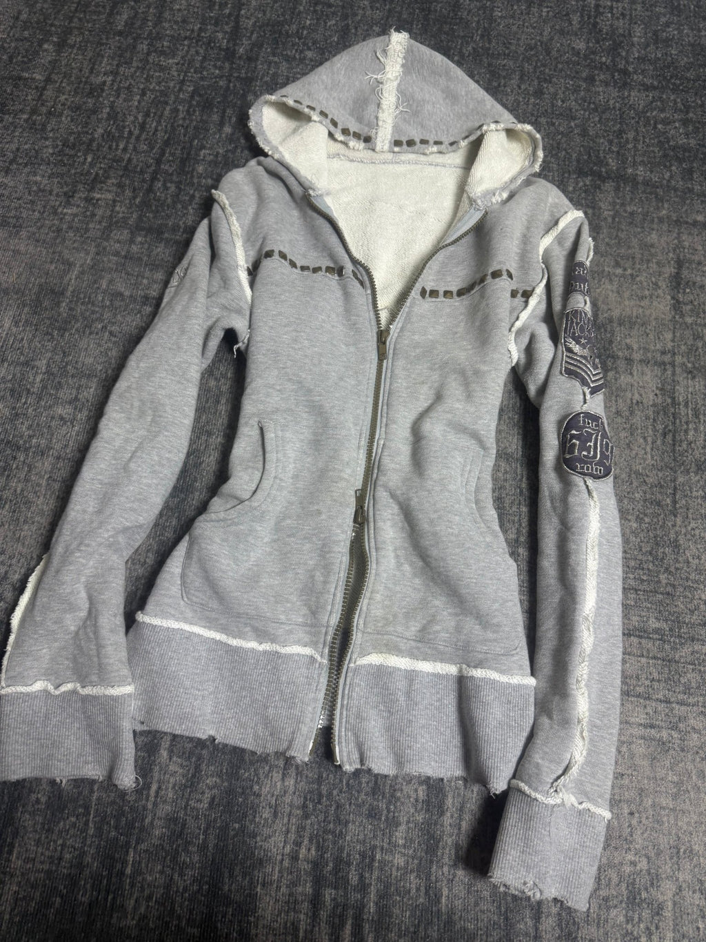B2V - 77 HOODIE ༒ vintage streetwear thrift y2k clothing by B2V_BAD2WEAR