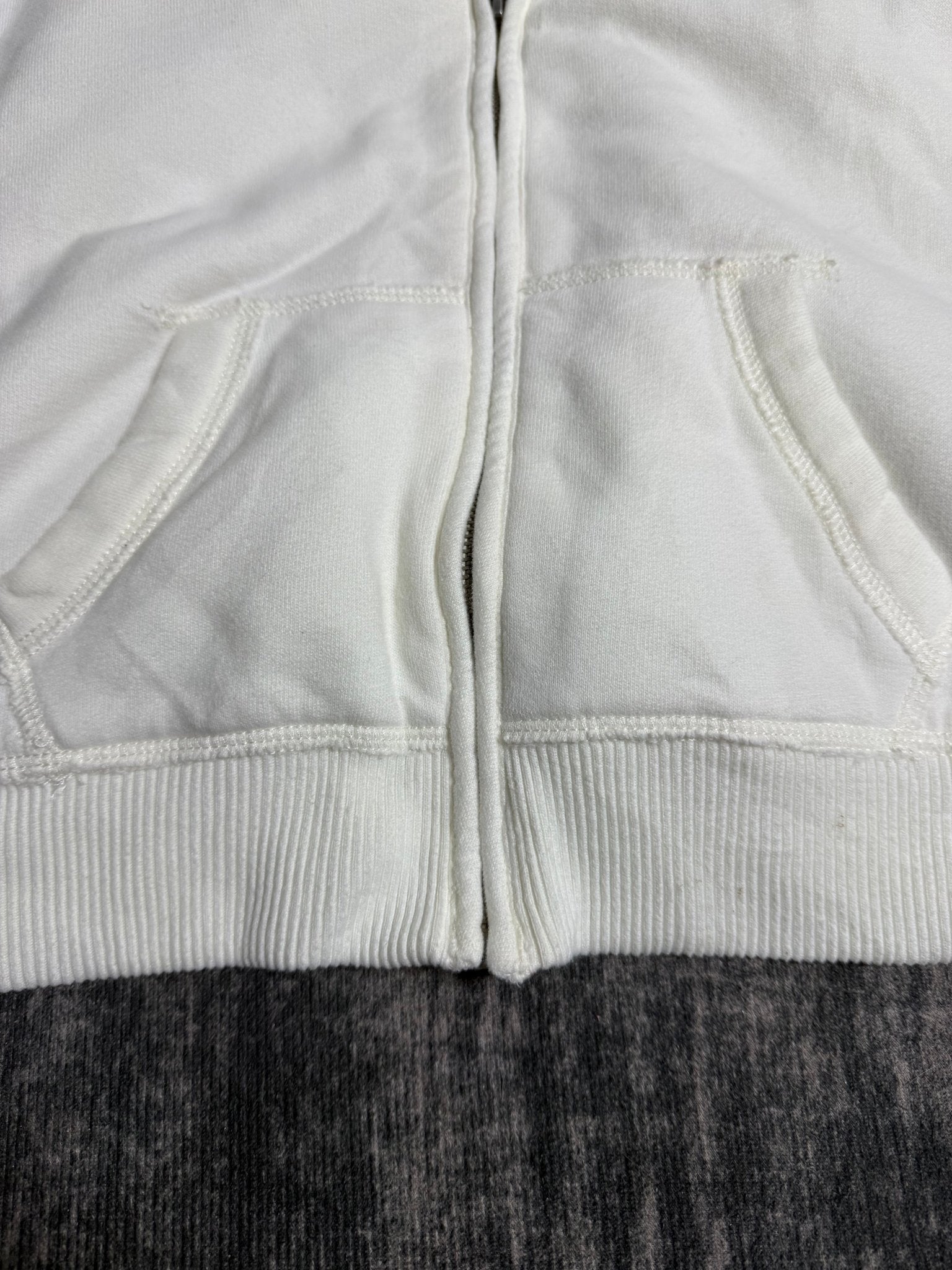B2V - ABER HOODIE ༒ vintage streetwear thrift y2k clothing by B2V_BAD2WEAR