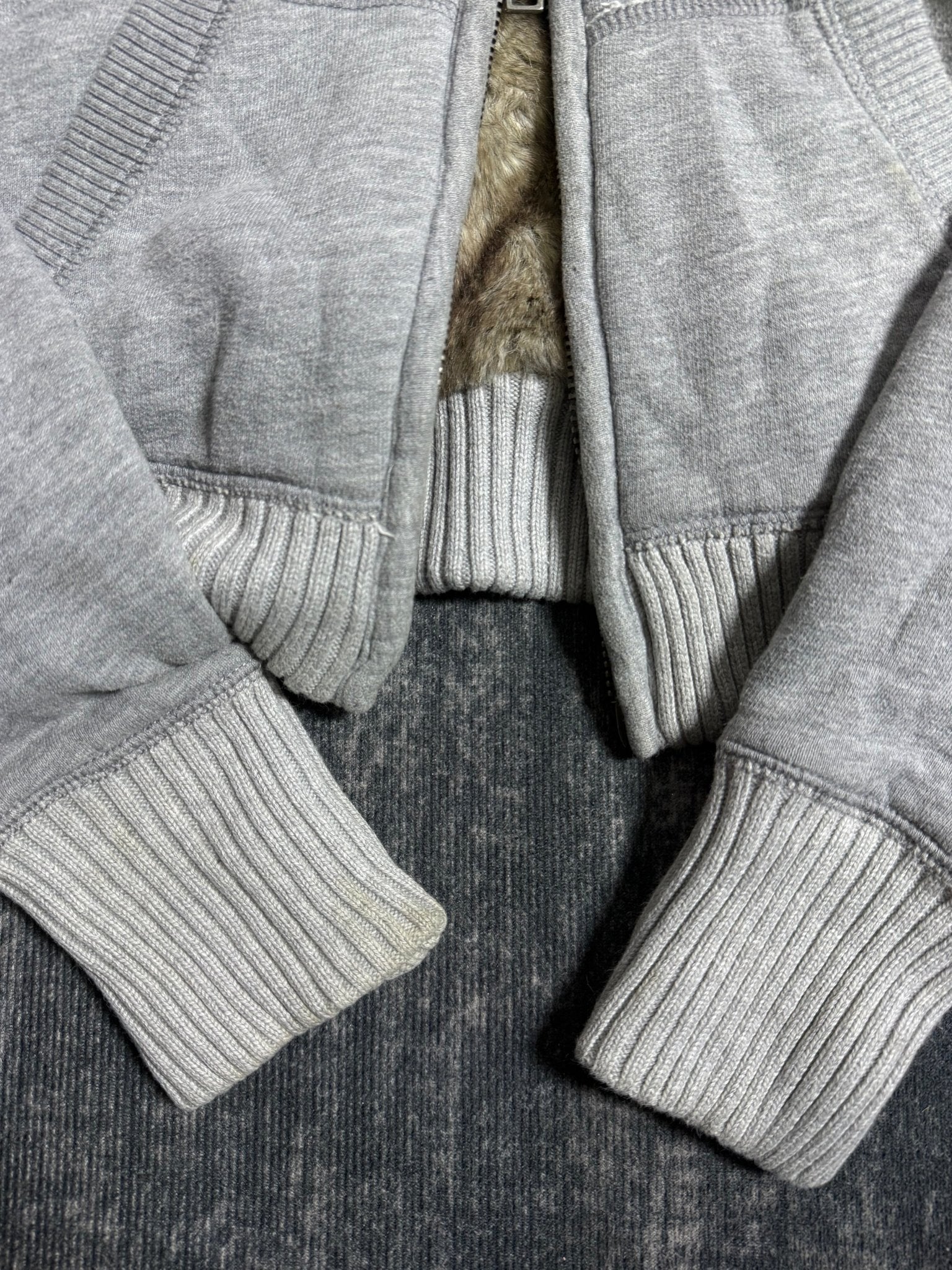 B2V - ABER HOODIE༒ vintage streetwear thrift y2k clothing by B2V_BAD2WEAR