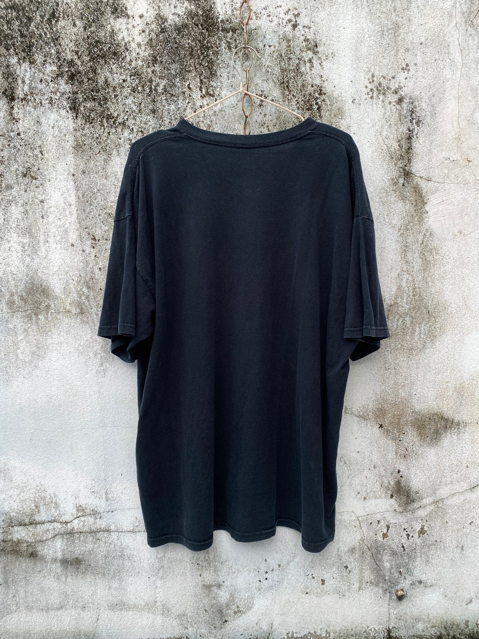 B2V - AFFLICTION L. TOP༒ vintage streetwear thrift y2k clothing by B2V_BAD2WEAR
