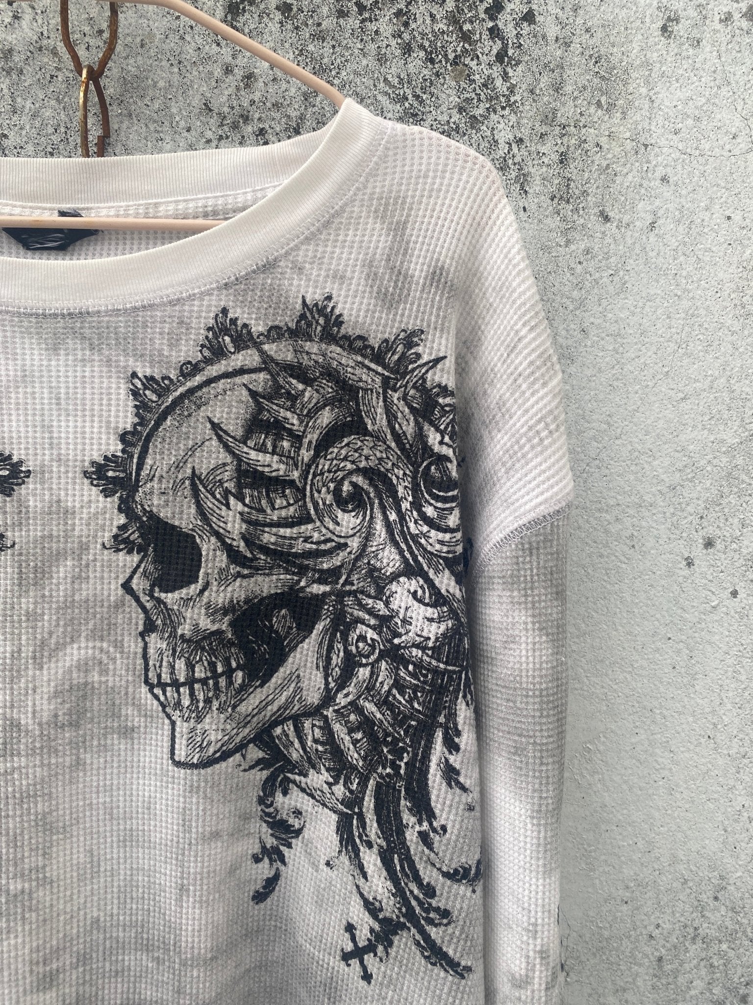 B2V - AFFLICTION TOP༒ vintage streetwear thrift y2k clothing by B2V_BAD2WEAR