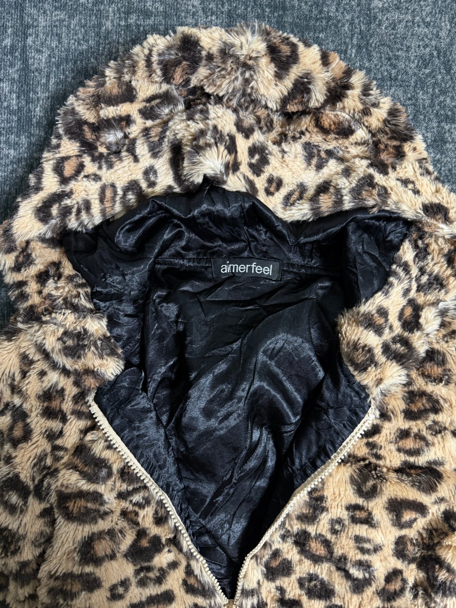 B2V - AIMERFEEL HOODIE༒ vintage streetwear thrift y2k clothing by B2V_BAD2WEAR