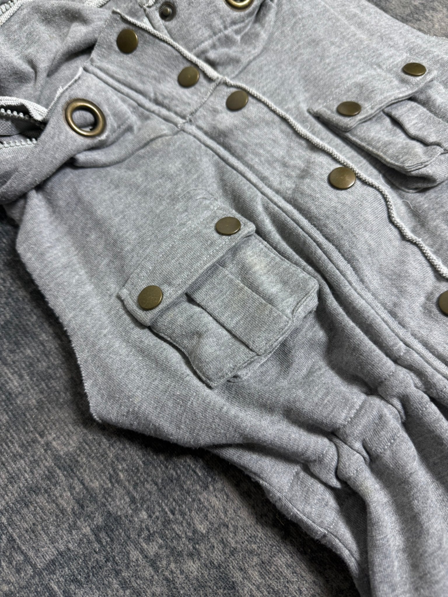 B2V - AIMSBLE HOODIE༒ vintage streetwear thrift y2k clothing by B2V_BAD2WEAR