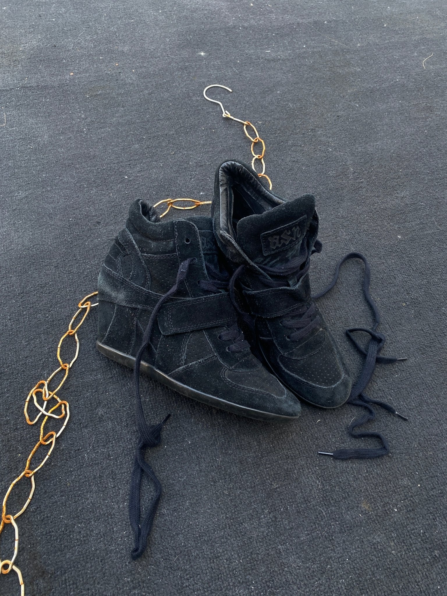 B2V - ASH SHOES༒ vintage streetwear thrift y2k clothing by B2V_BAD2WEAR