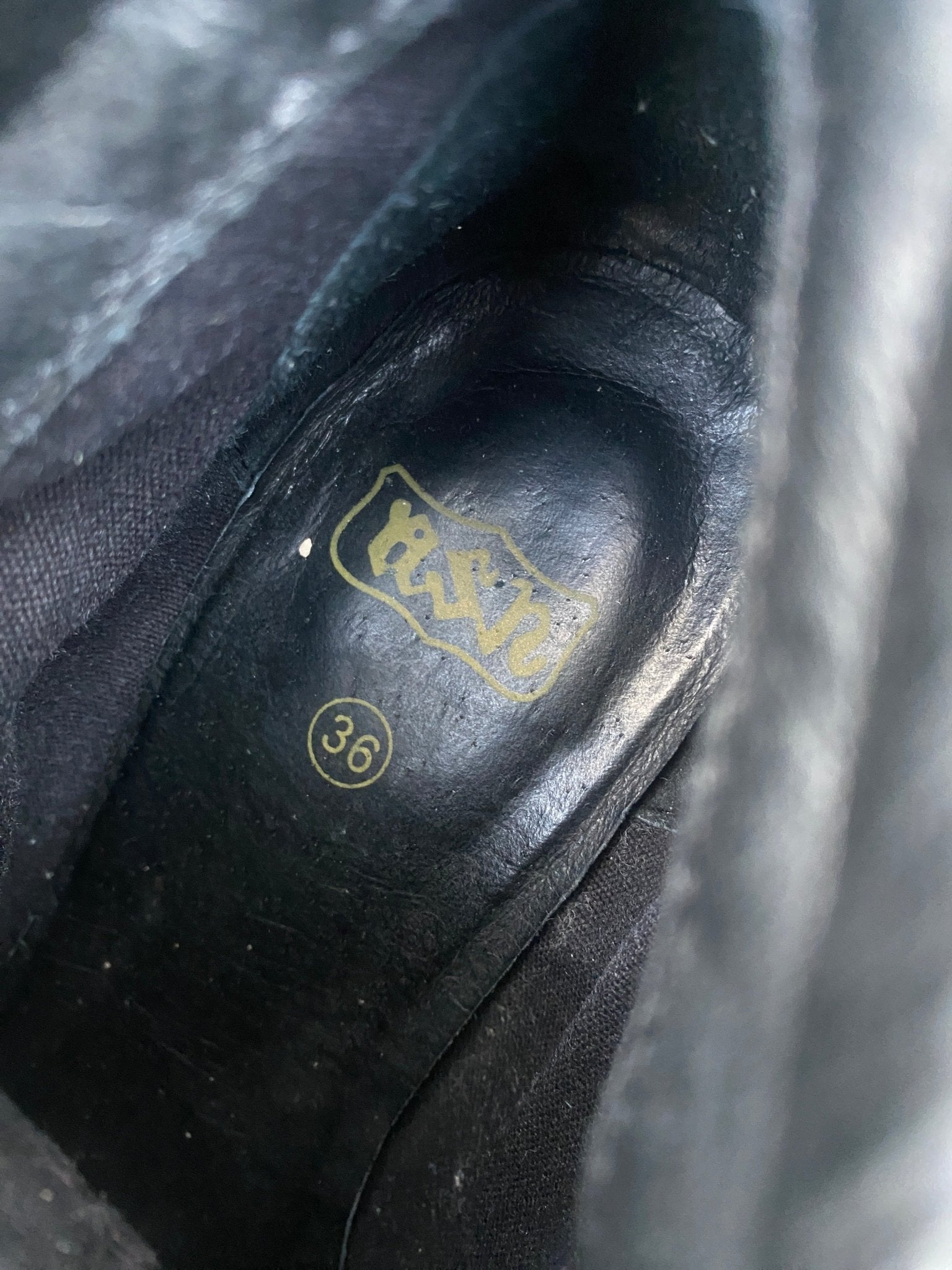 B2V - ASH SHOES༒ vintage streetwear thrift y2k clothing by B2V_BAD2WEAR