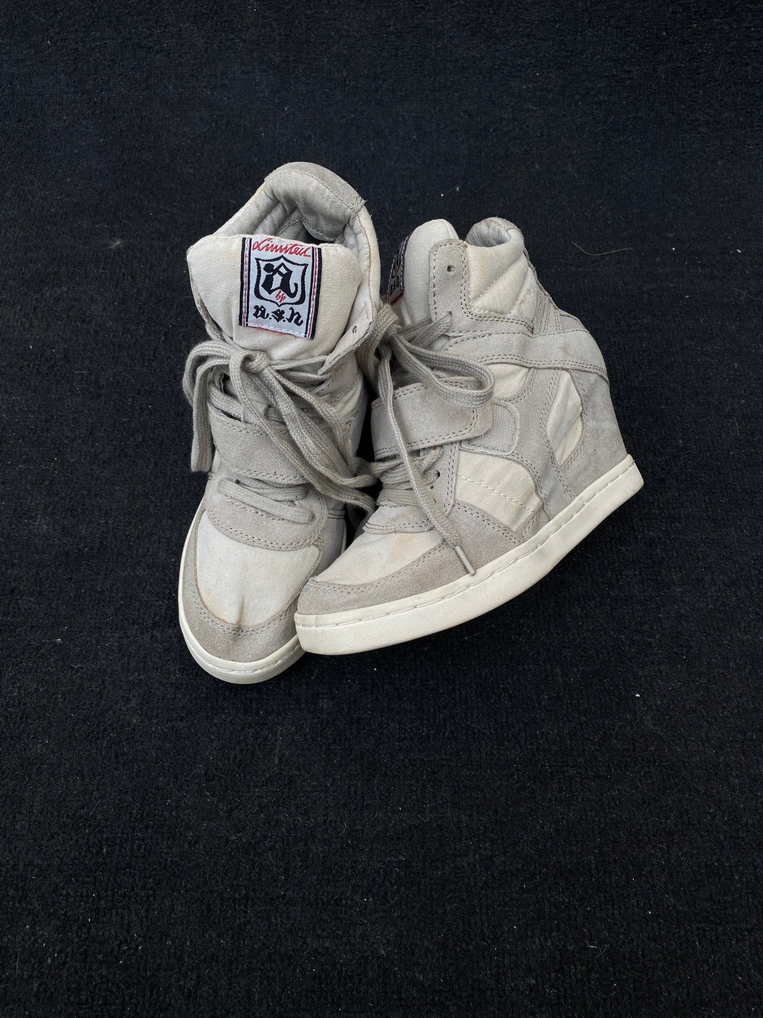 B2V - ASH SHOES༒ vintage streetwear thrift y2k clothing by B2V_BAD2WEAR