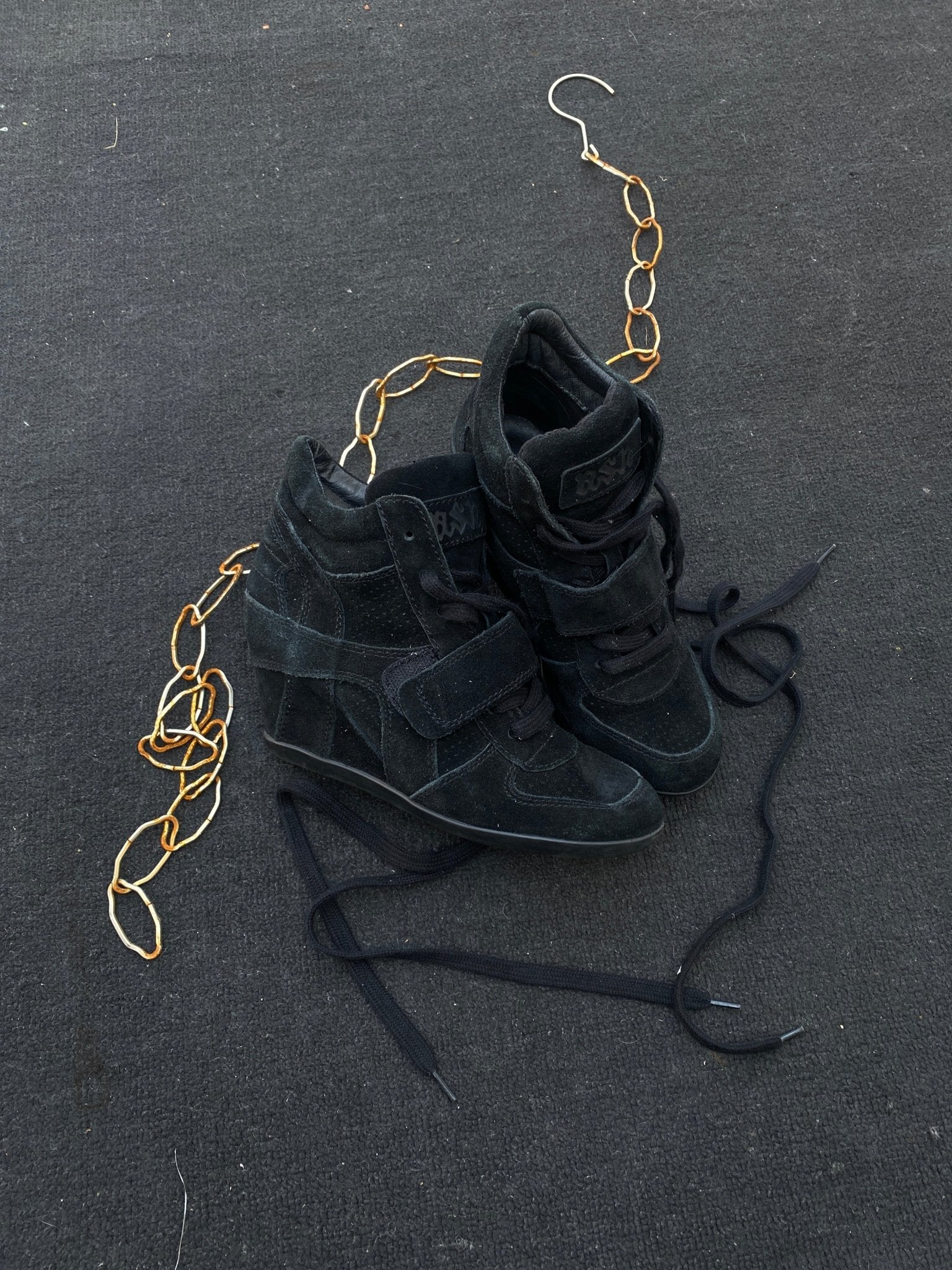 B2V - ASH SHOES༒ vintage streetwear thrift y2k clothing by B2V_BAD2WEAR