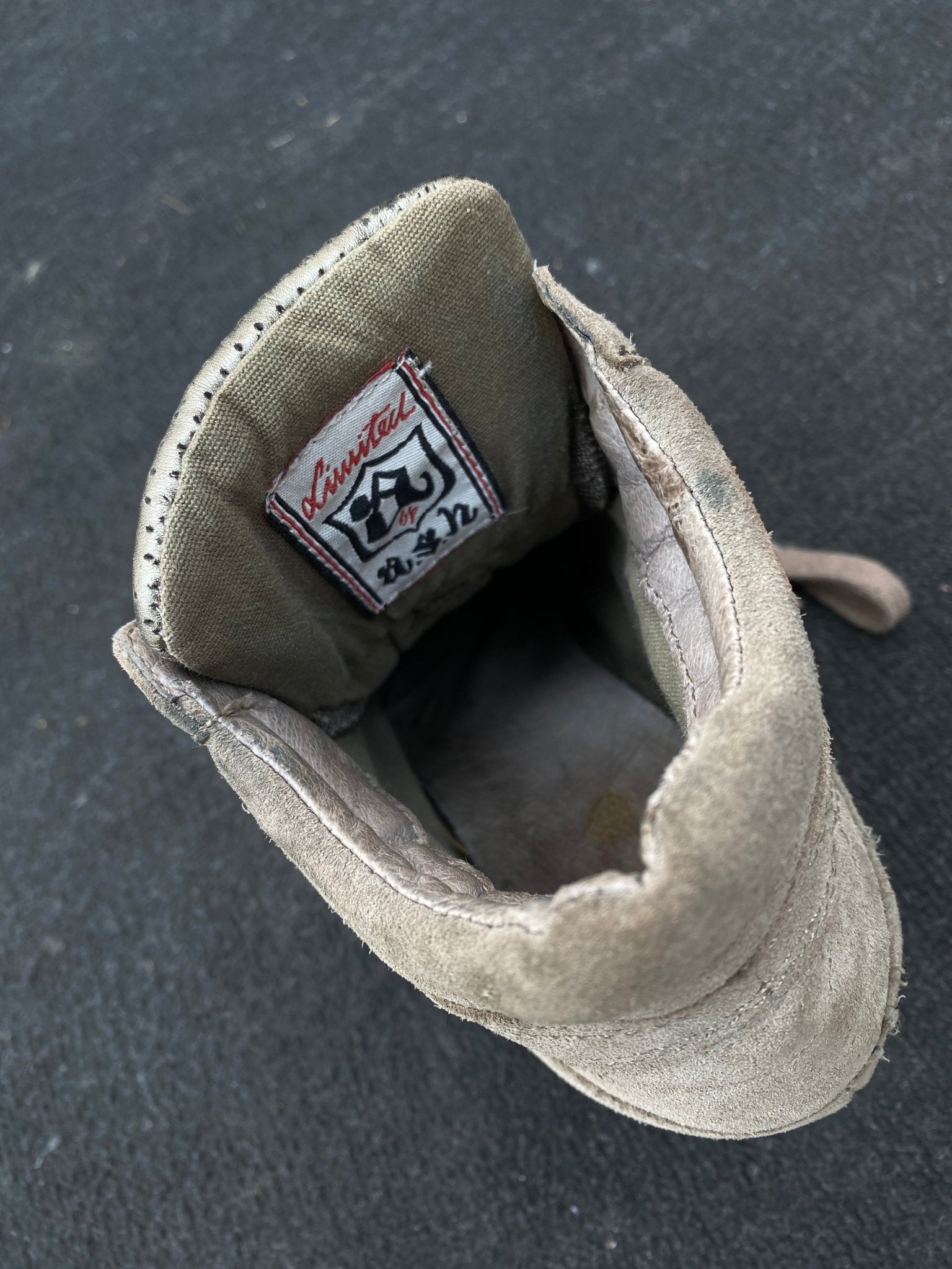 B2V - ASH SHOES༒ vintage streetwear thrift y2k clothing by B2V_BAD2WEAR