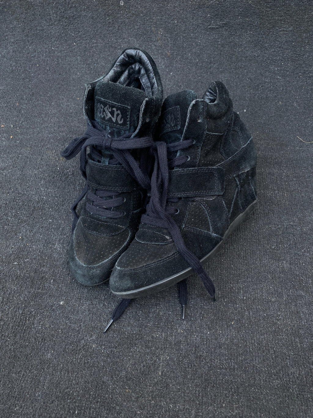 B2V - ASH SHOES༒ vintage streetwear thrift y2k clothing by B2V_BAD2WEAR