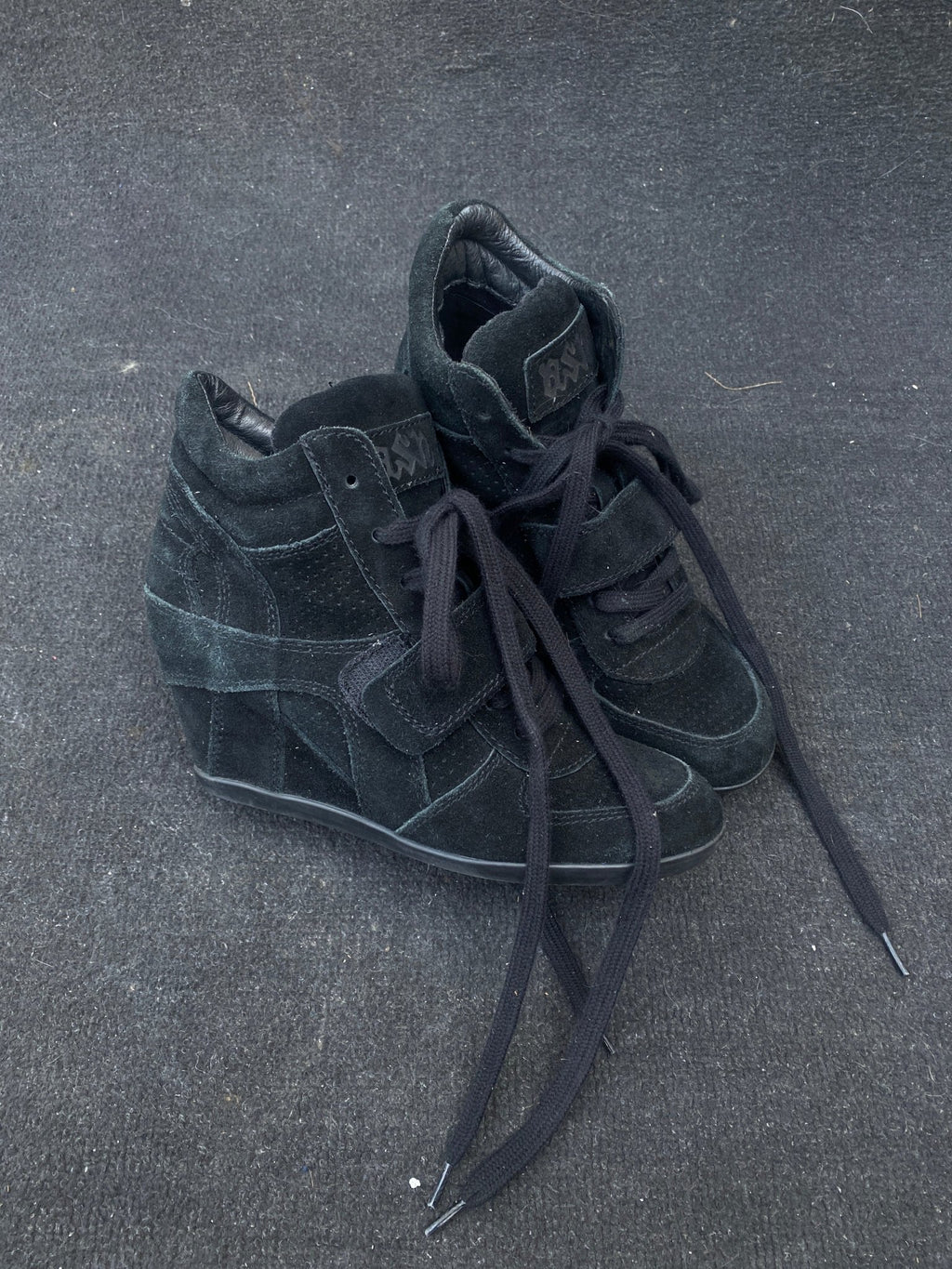 B2V - ASH SHOES༒ vintage streetwear thrift y2k clothing by B2V_BAD2WEAR