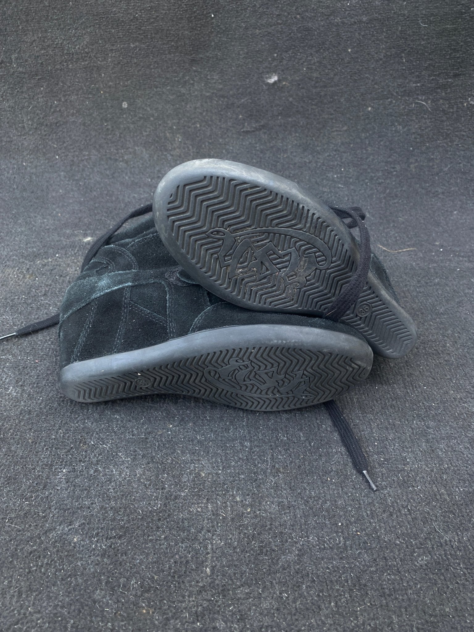 B2V - ASH SHOES༒ vintage streetwear thrift y2k clothing by B2V_BAD2WEAR
