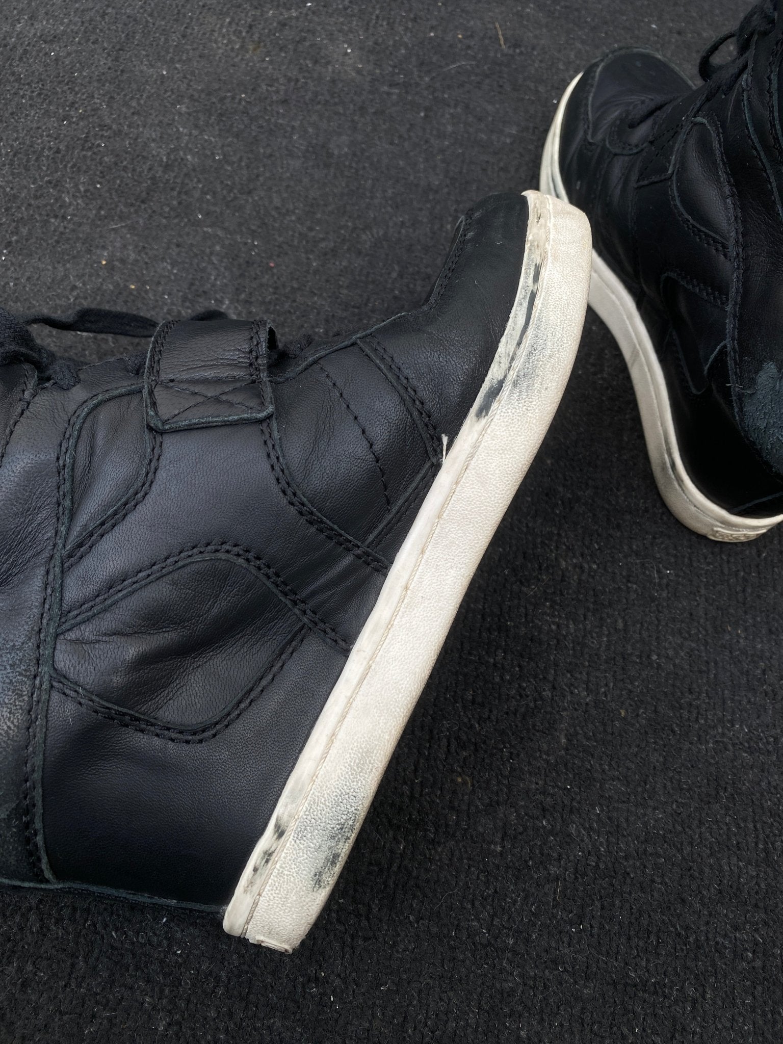 B2V - ASH SHOES༒ vintage streetwear thrift y2k clothing by B2V_BAD2WEAR