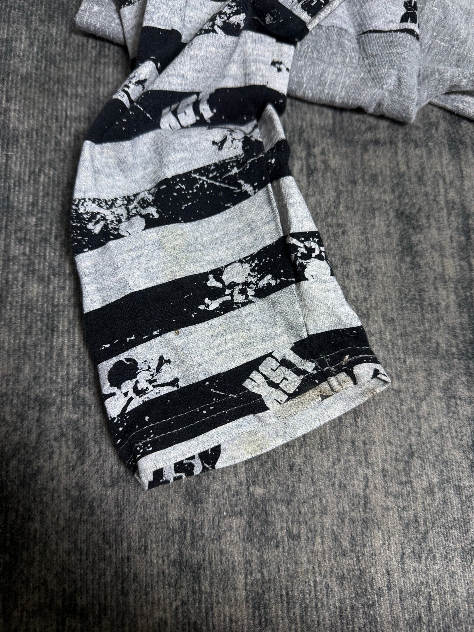 B2V - BA - STU SHIRT༒ vintage streetwear thrift y2k clothing by B2V_BAD2WEAR