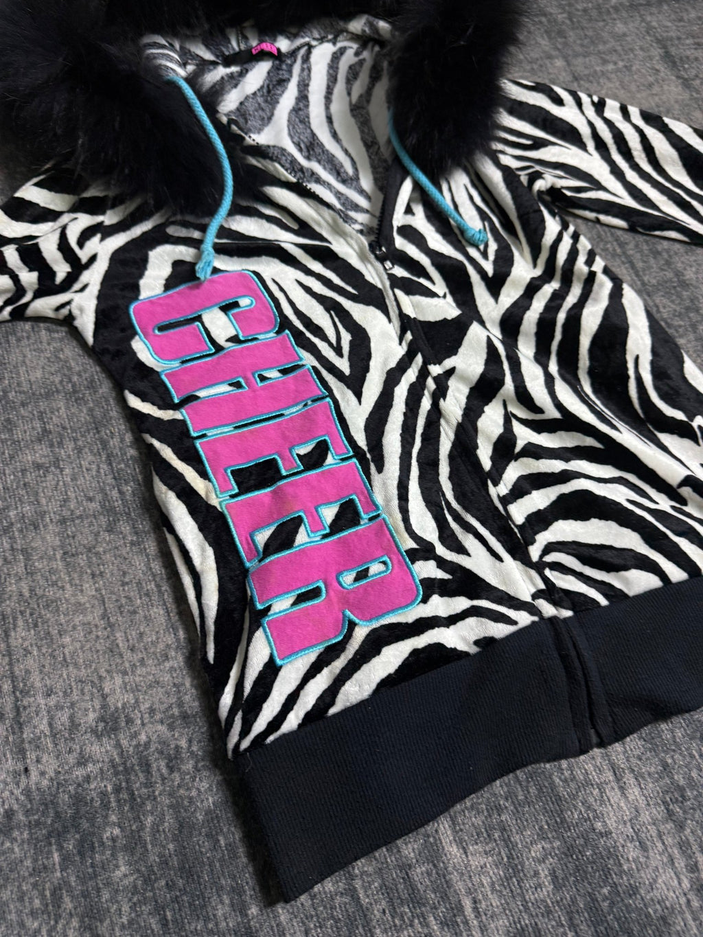 B2V - BADDIE SUMMER OUTFIT༒ vintage streetwear thrift y2k clothing by B2V_BAD2WEAR