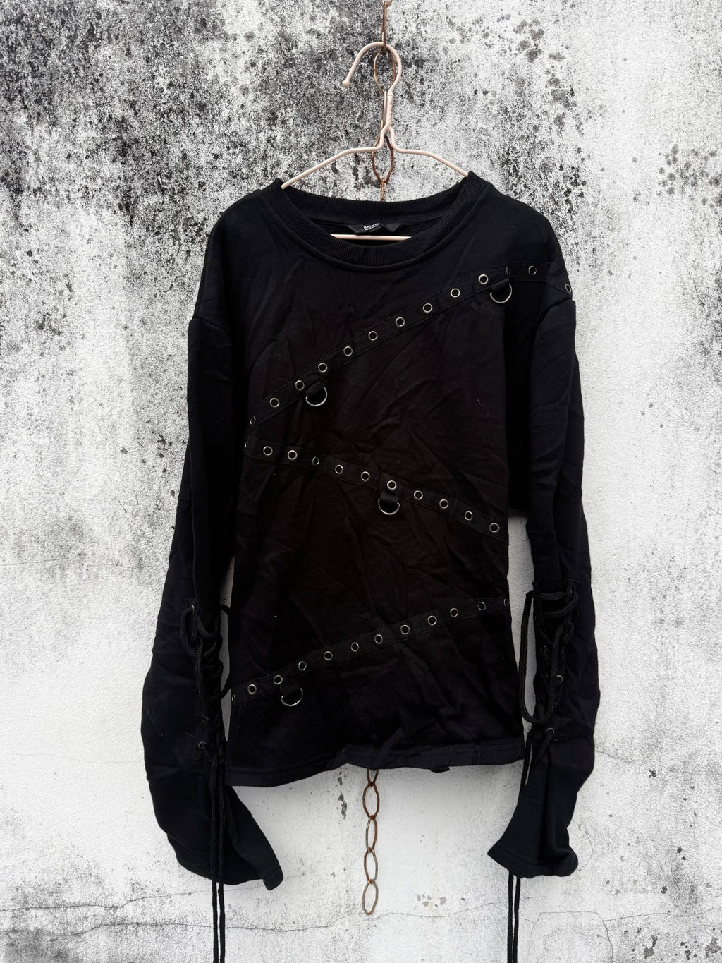 B2V - BANNED TOP༒ vintage streetwear thrift y2k clothing by B2V_BAD2WEAR