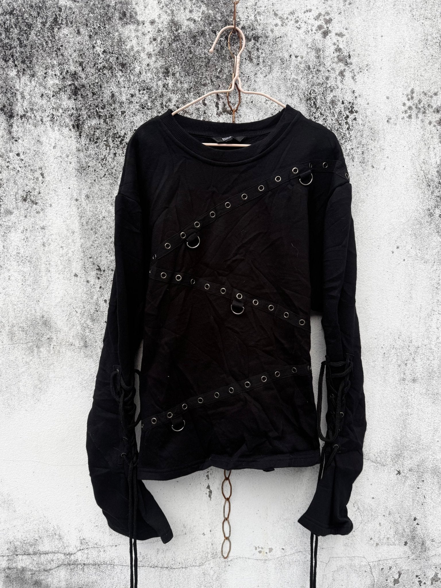 B2V - BANNED TOP༒ vintage streetwear thrift y2k clothing by B2V_BAD2WEAR
