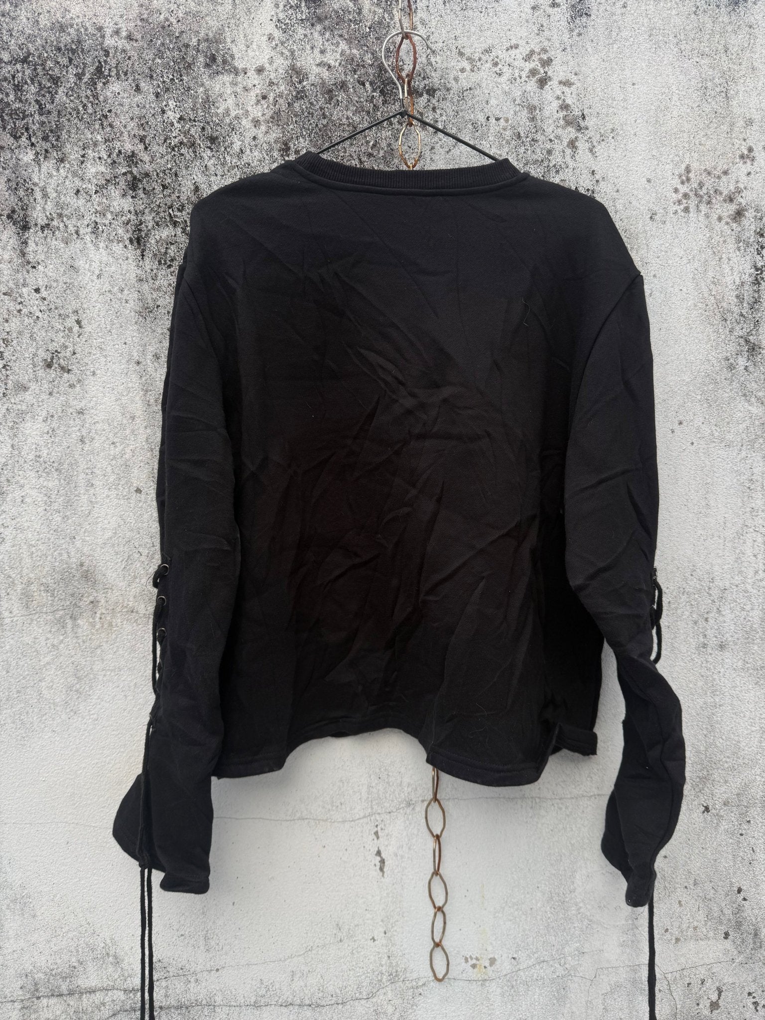 B2V - BANNED TOP༒ vintage streetwear thrift y2k clothing by B2V_BAD2WEAR