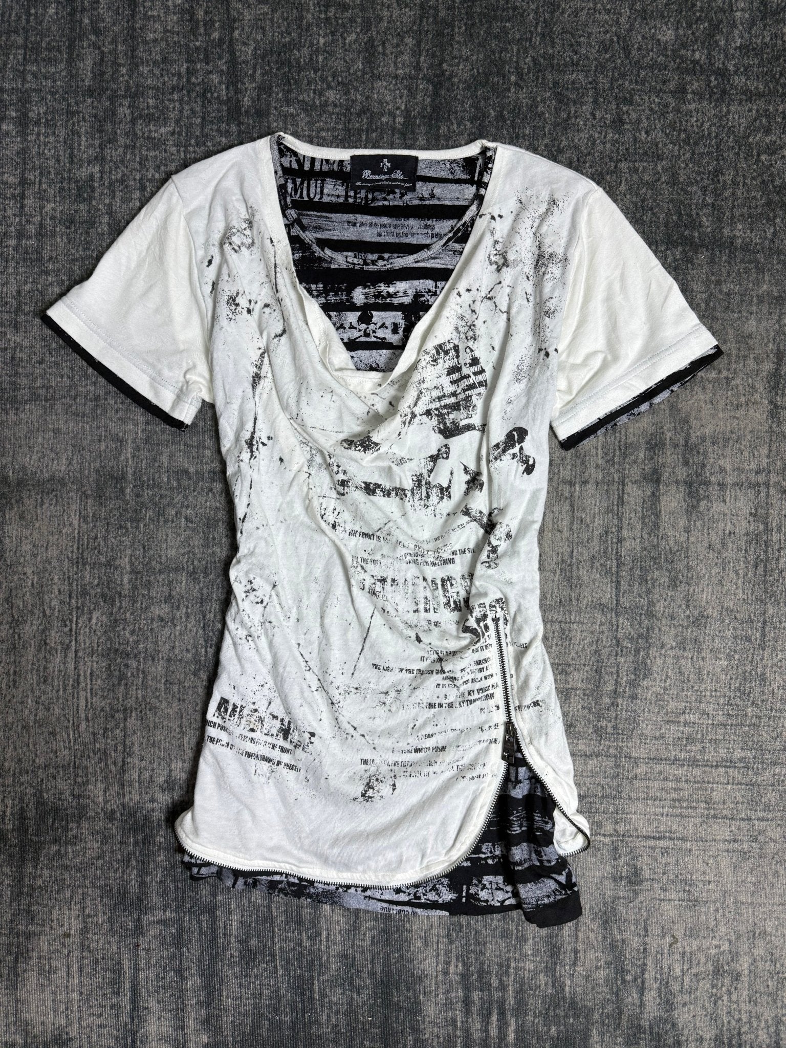 B2V - BERING SHO SHIRT༒ vintage streetwear thrift y2k clothing by B2V_BAD2WEAR