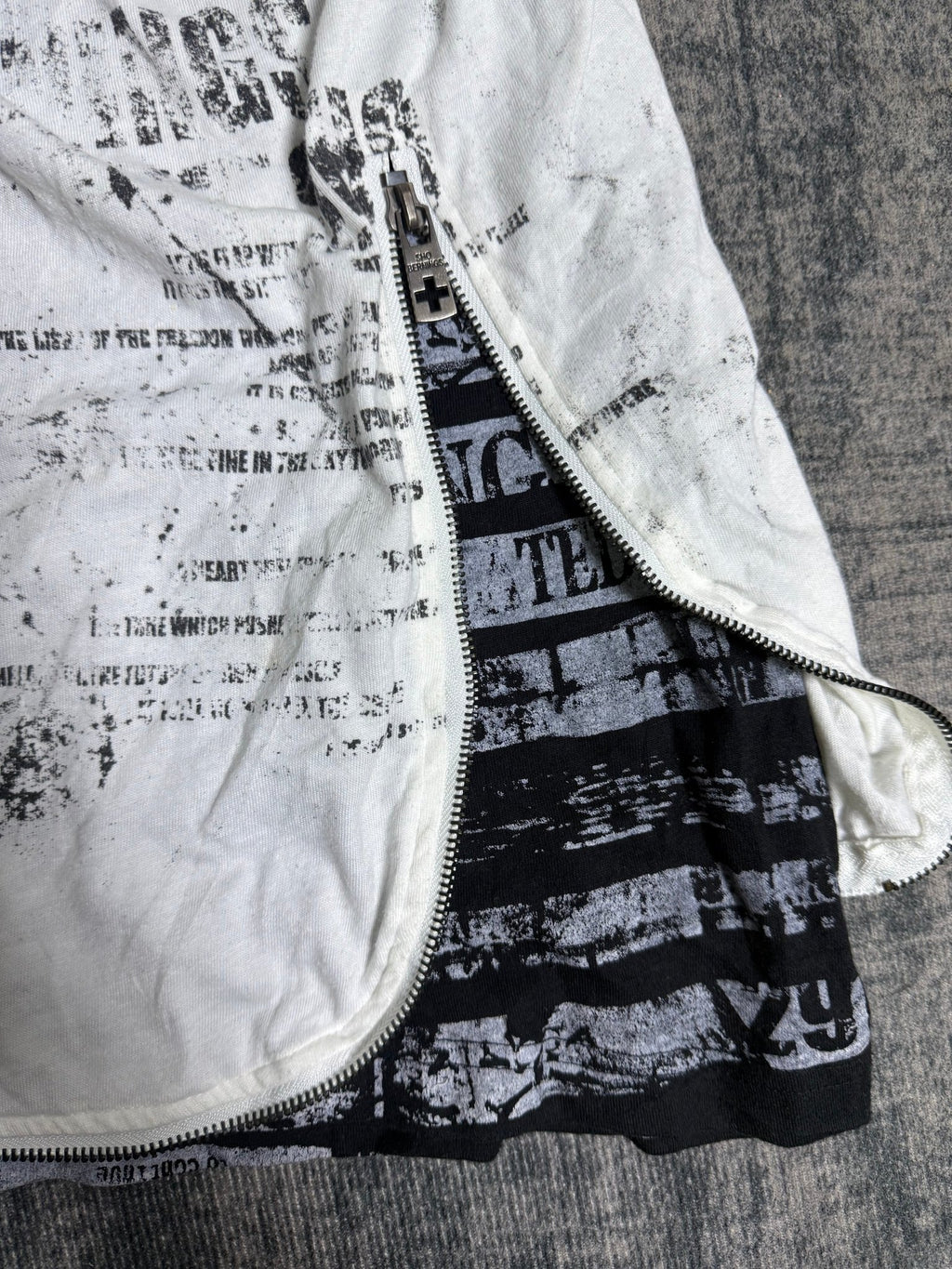 B2V - BERING SHO SHIRT༒ vintage streetwear thrift y2k clothing by B2V_BAD2WEAR