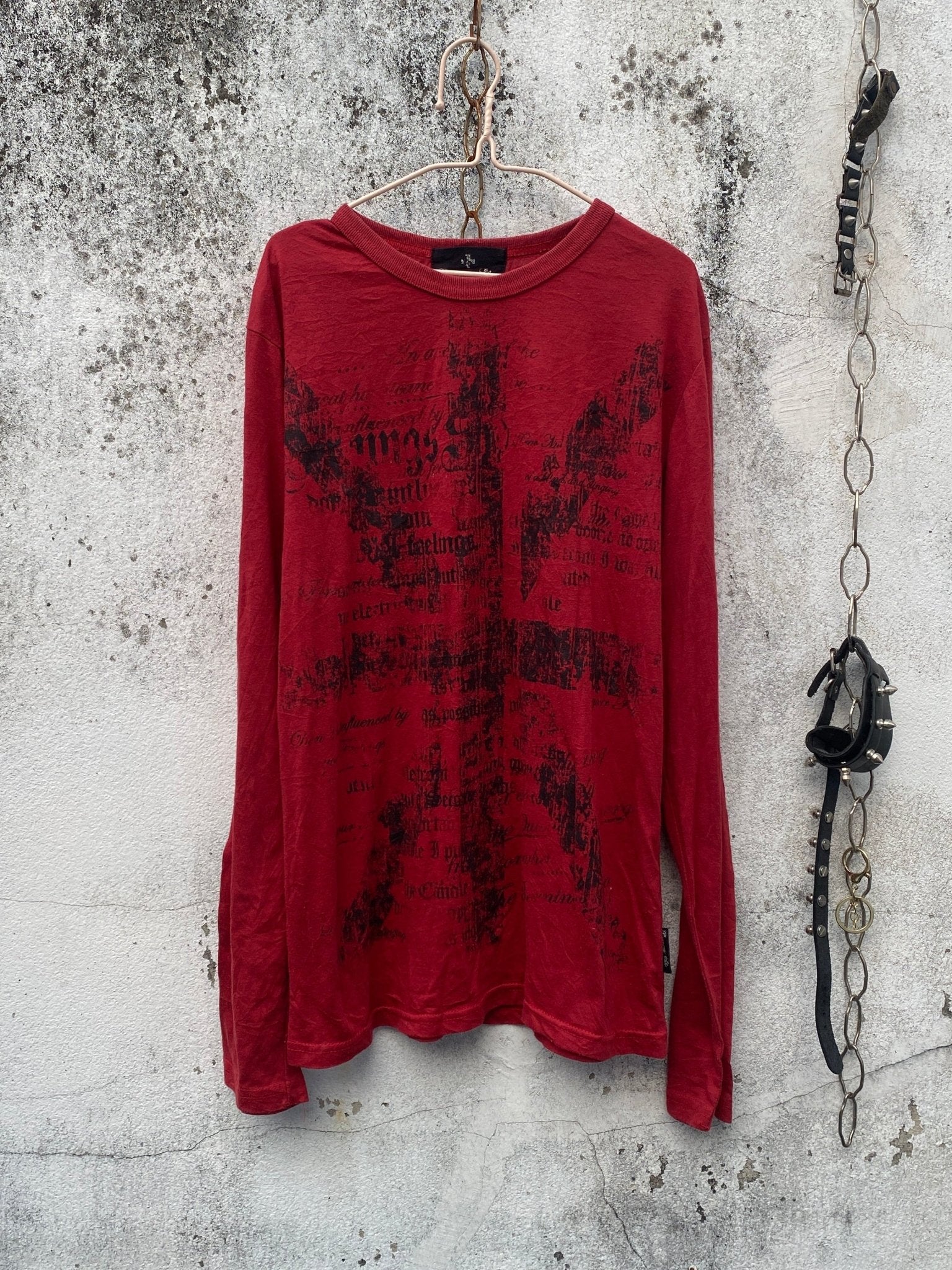 B2V - BG SHO RED - T༒ vintage streetwear thrift y2k clothing by B2V_BAD2WEAR