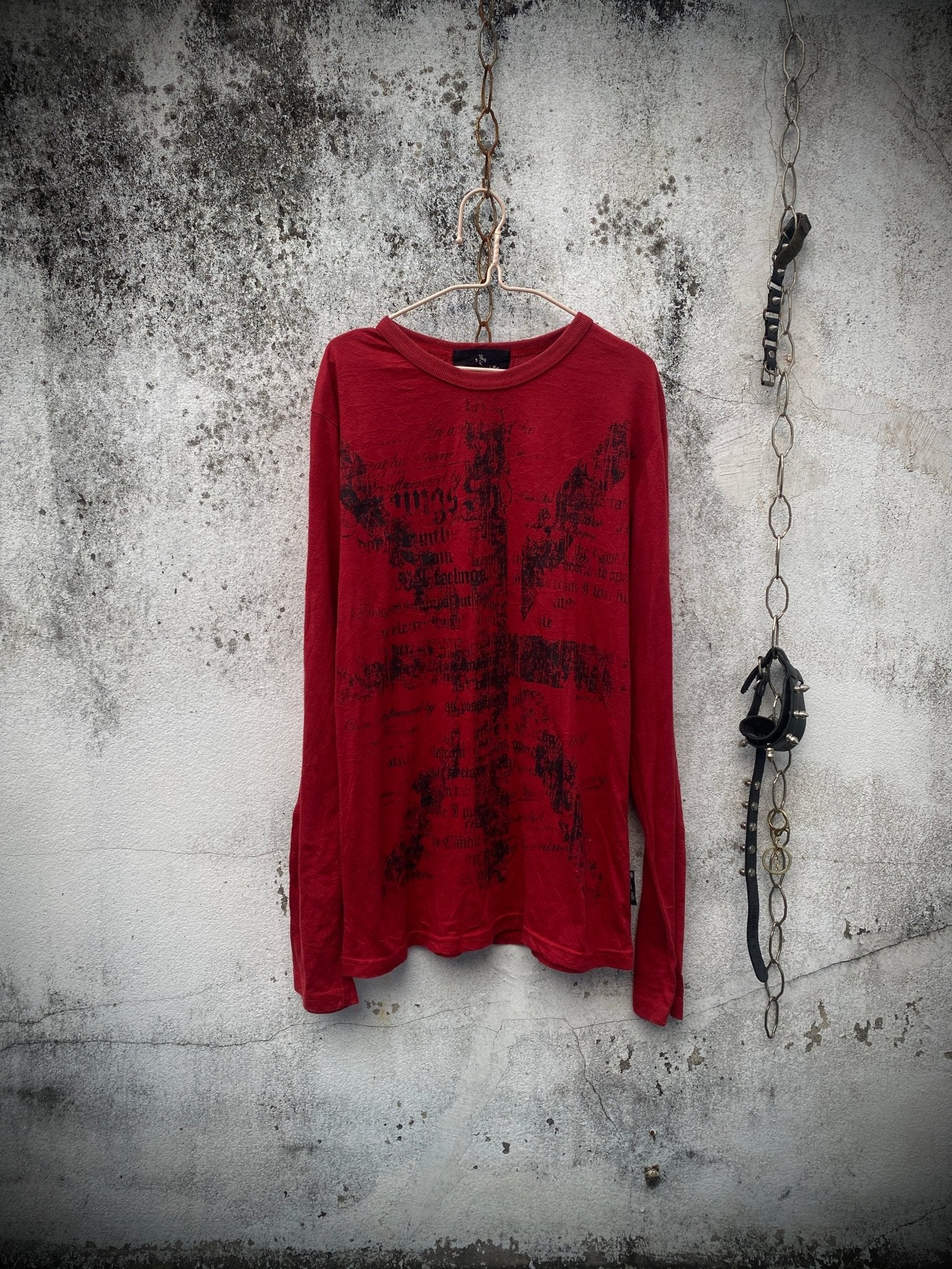 B2V - BG SHO RED - T༒ vintage streetwear thrift y2k clothing by B2V_BAD2WEAR