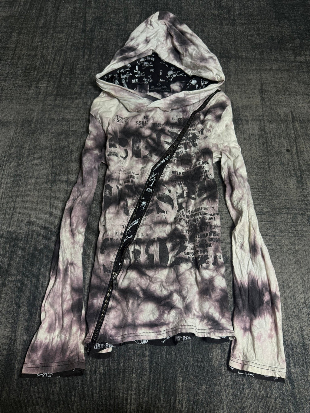 B2V - BG SHO SKULL HOODIE ༒ vintage streetwear thrift y2k clothing by B2V_BAD2WEAR