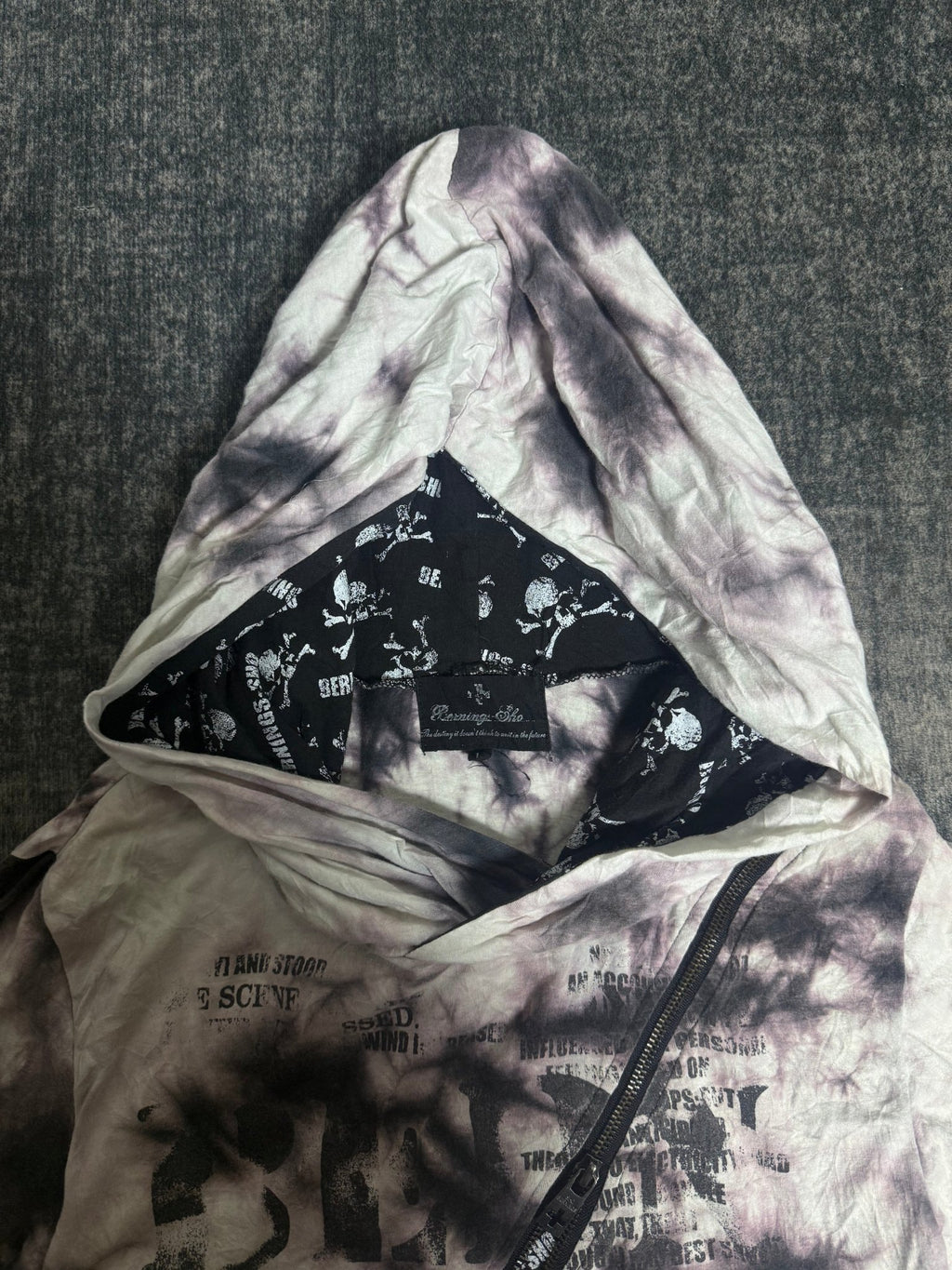 B2V - BG SHO SKULL HOODIE ༒ vintage streetwear thrift y2k clothing by B2V_BAD2WEAR