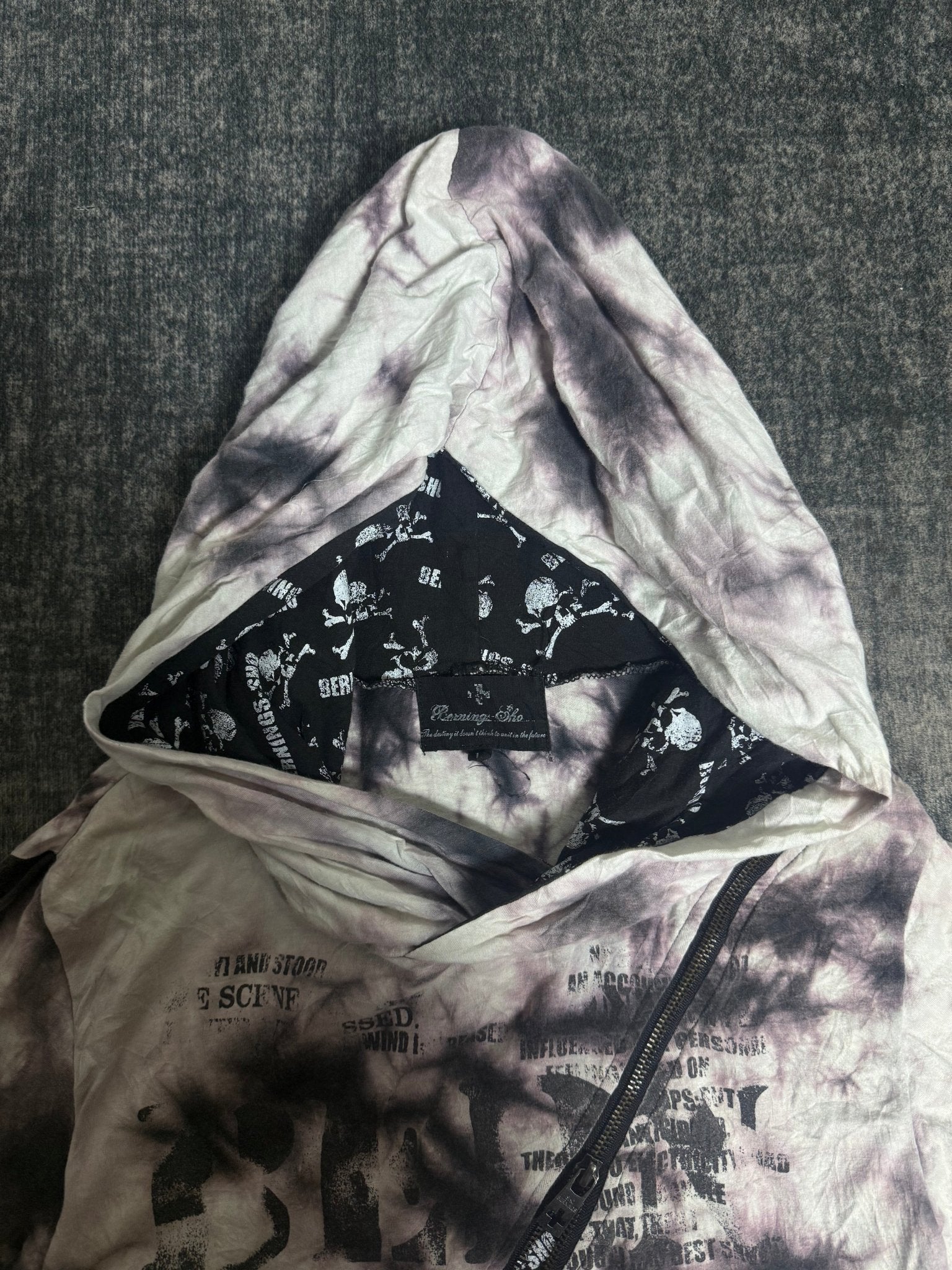B2V - BG SHO SKULL HOODIE ༒ vintage streetwear thrift y2k clothing by B2V_BAD2WEAR