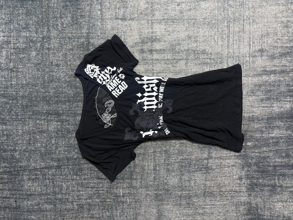 B2V - BLACK SKULL PUNK T ༒ vintage streetwear thrift y2k clothing by B2V_BAD2WEAR