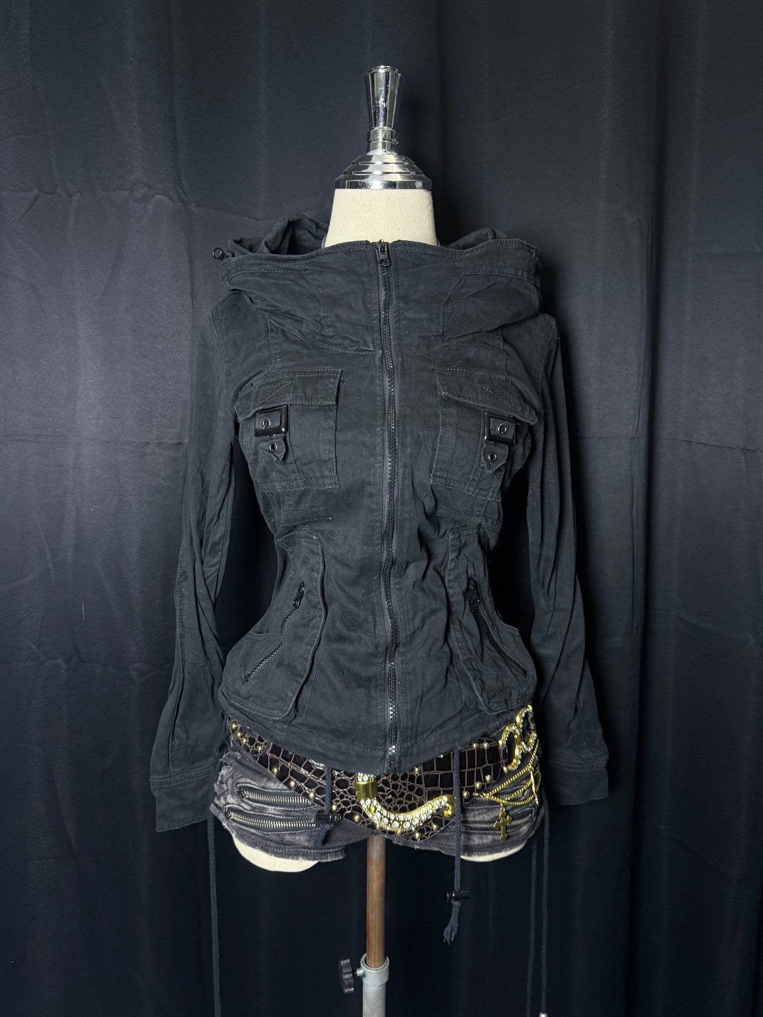 B2V - BLACK ZIP UP JACKETS༒ vintage streetwear thrift y2k clothing by B2V_BAD2WEAR