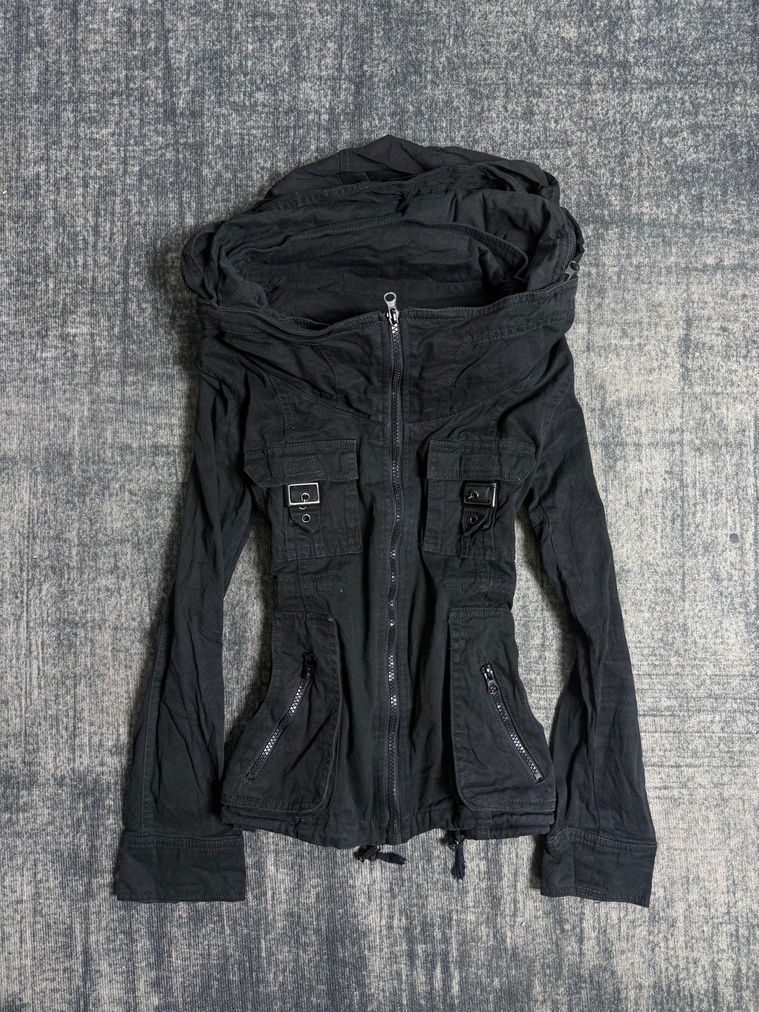B2V - BLACK ZIP UP JACKETS༒ vintage streetwear thrift y2k clothing by B2V_BAD2WEAR