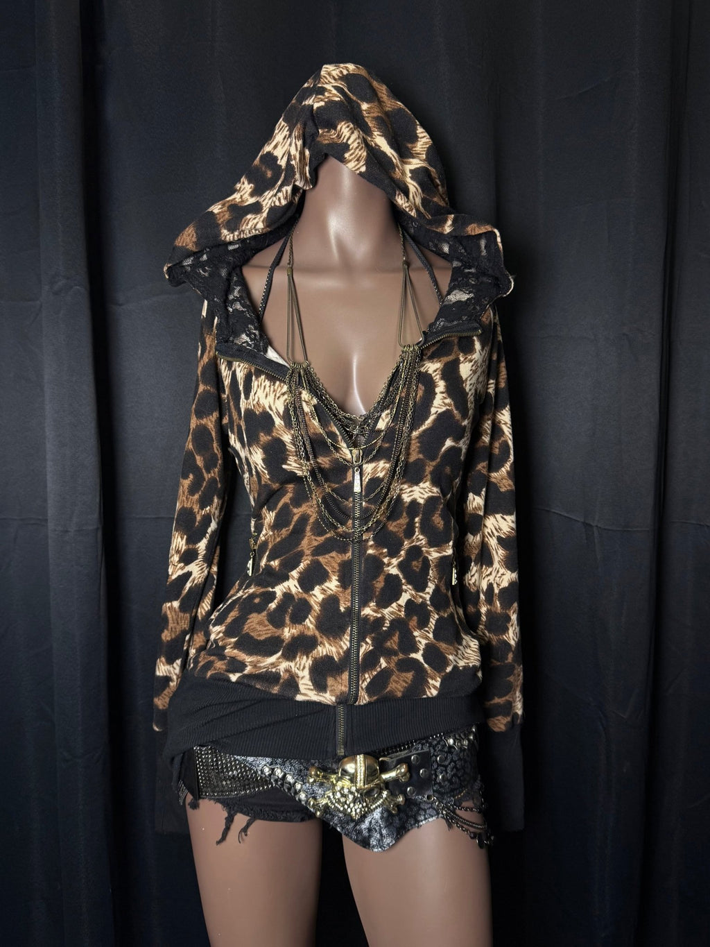 B2V - BODY JENE HOODIE༒ vintage streetwear thrift y2k clothing by B2V_BAD2WEAR