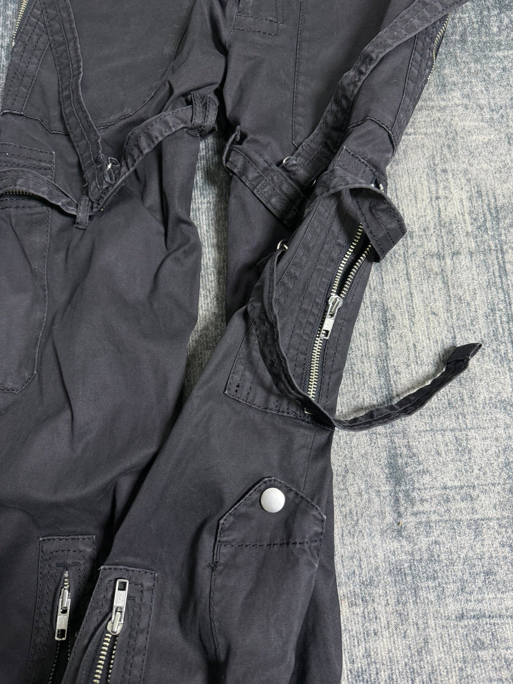 B2V - BUONA CARGO PANT ༒ vintage streetwear thrift y2k clothing by B2V_BAD2WEAR