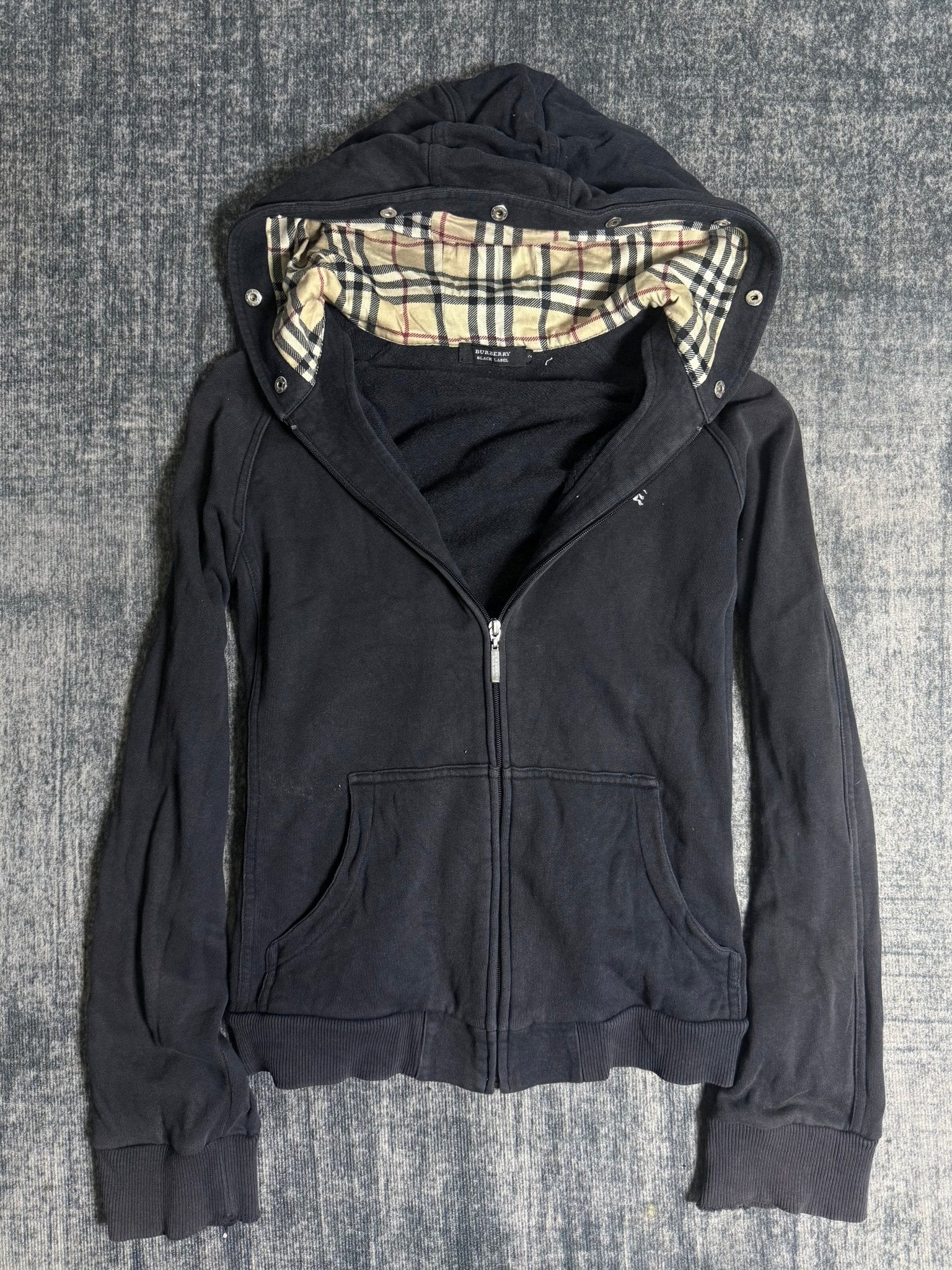 B2V - BURBERRY HOODIE༒ vintage streetwear thrift y2k clothing by B2V_BAD2WEAR