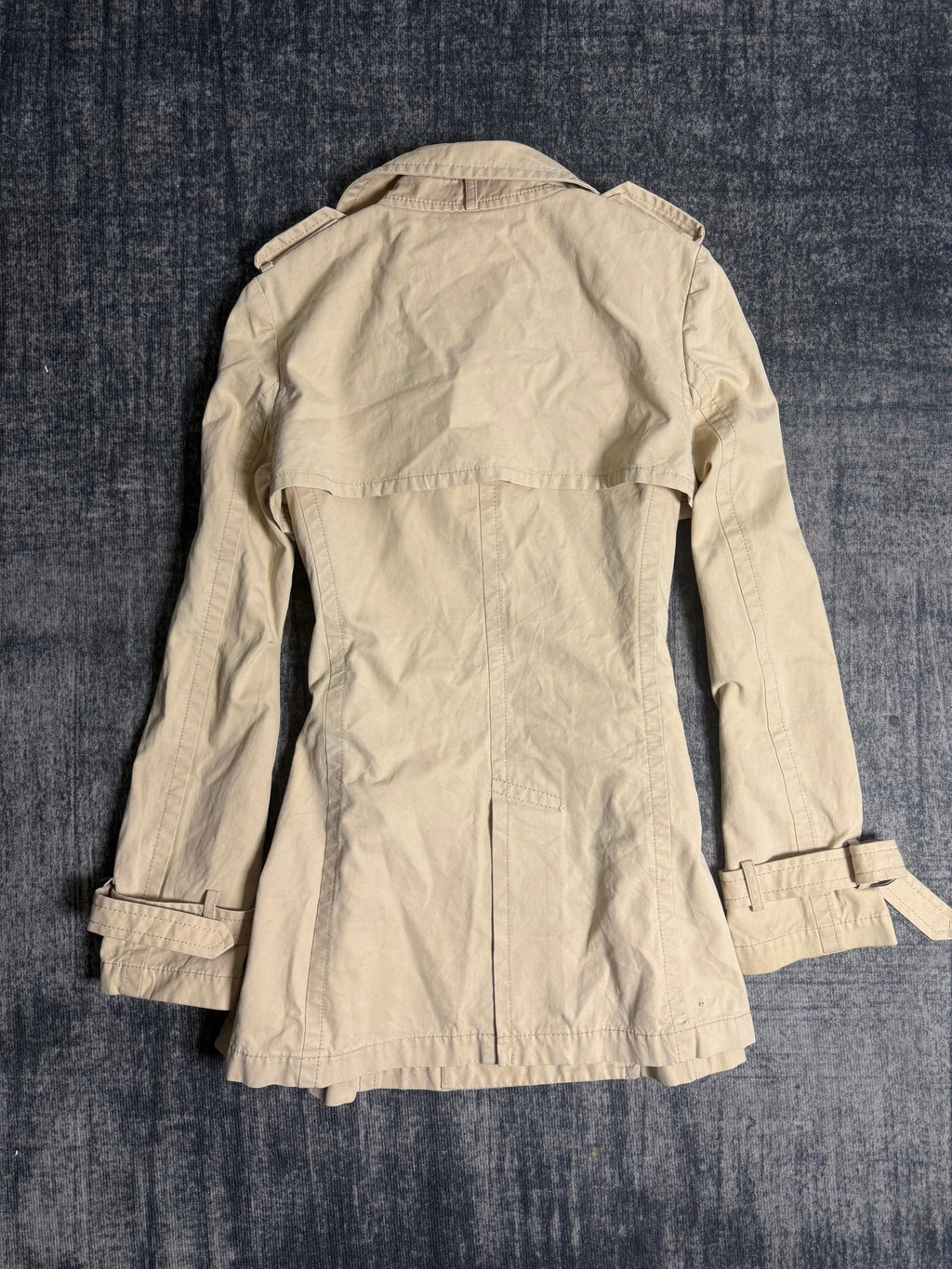 B2V - BURBERRY JACKET༒ ⭕️ SHOULDER LENGHT vintage streetwear thrift y2k clothing by B2V_BAD2WEAR