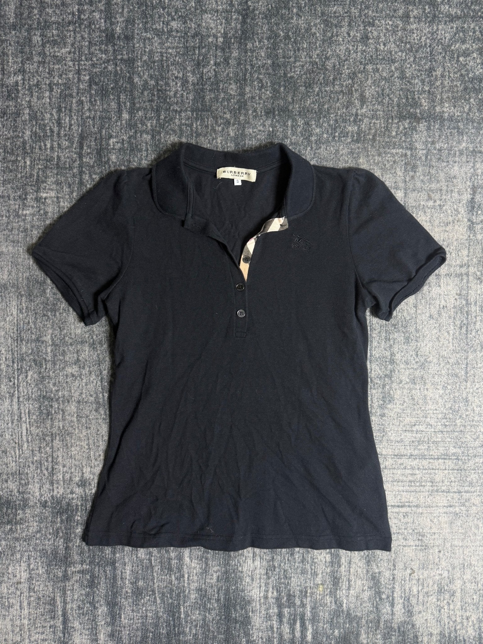 B2V - BURBERRY SHIRT༒ vintage streetwear thrift y2k clothing by B2V_BAD2WEAR