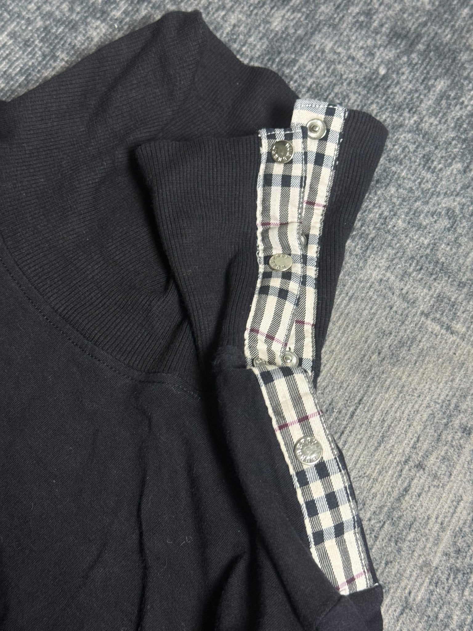 B2V - BURBERRY SHIRT(3)༒ vintage streetwear thrift y2k clothing by B2V_BAD2WEAR