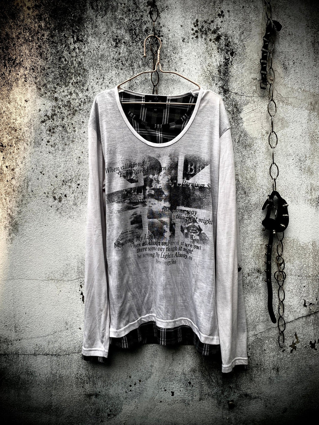 B2V - BURNING SHO (1)༒ vintage streetwear thrift y2k clothing by B2V_BAD2WEAR
