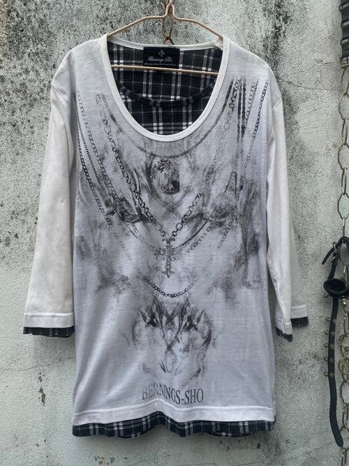 B2V - BURNING SHO vintage streetwear thrift y2k clothing by B2V_BAD2WEAR