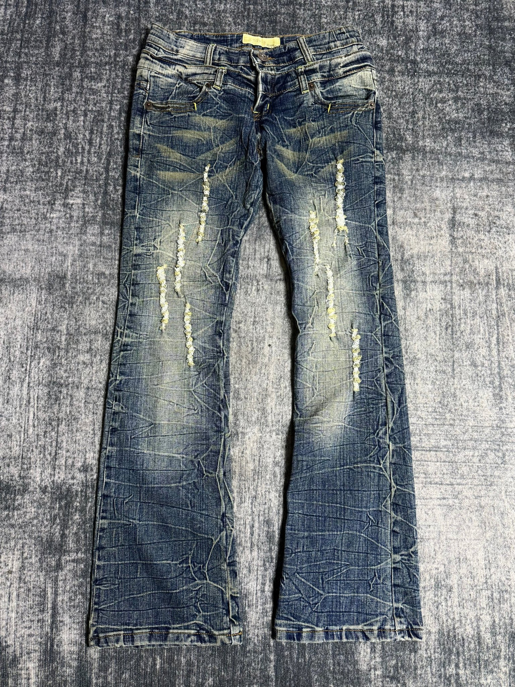 B2V - CALVIS JEAN༒ vintage streetwear thrift y2k clothing by B2V_BAD2WEAR