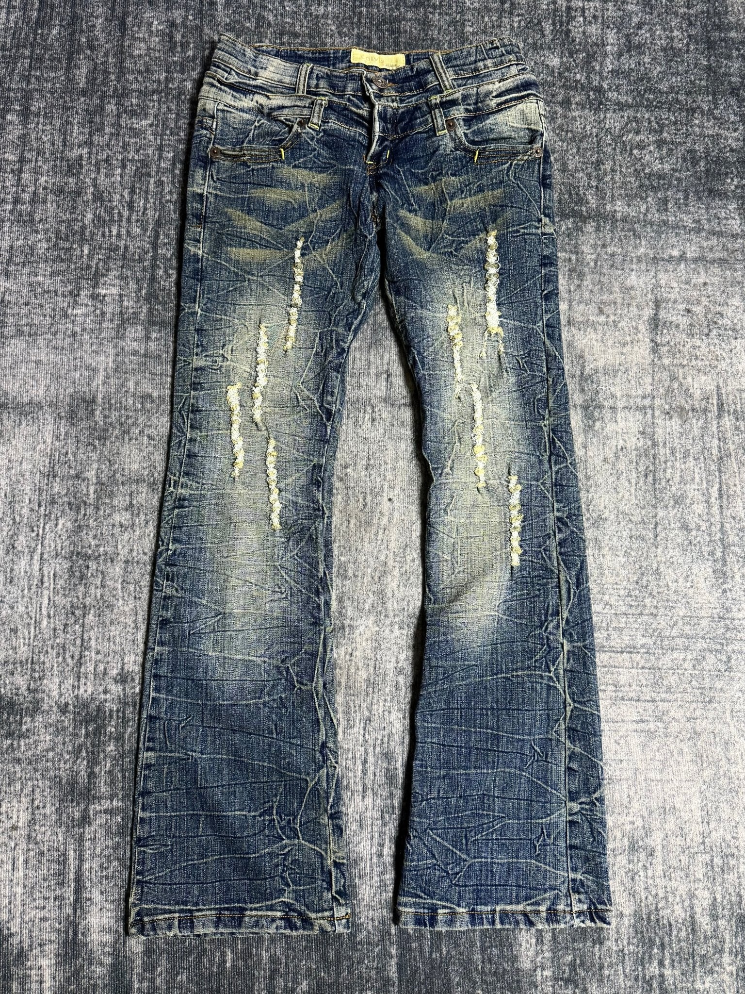 B2V - CALVIS JEAN༒ vintage streetwear thrift y2k clothing by B2V_BAD2WEAR